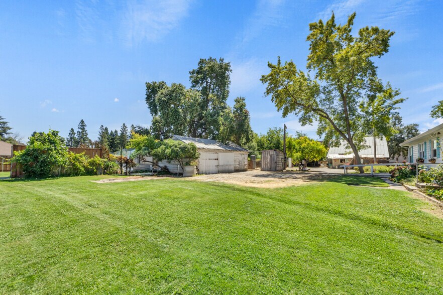 More Photos Of 9455 E Stockton Blvd, Elk Grove Specialty For Sale