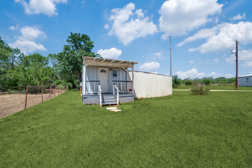 More Photos Of 8325 FM 327, Elmendorf Apartments For Sale