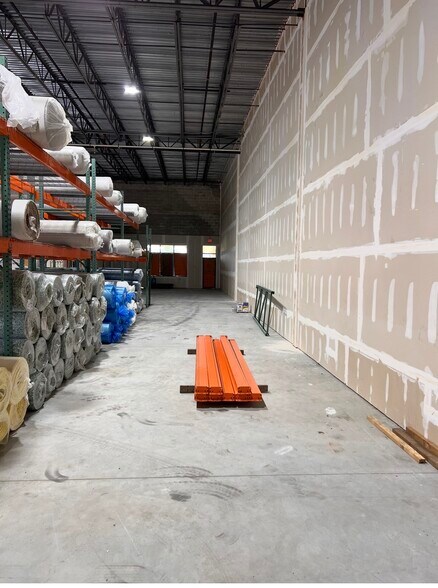 More Photos Of 1750 Longleaf Blvd, Lake Wales Warehouse For Lease