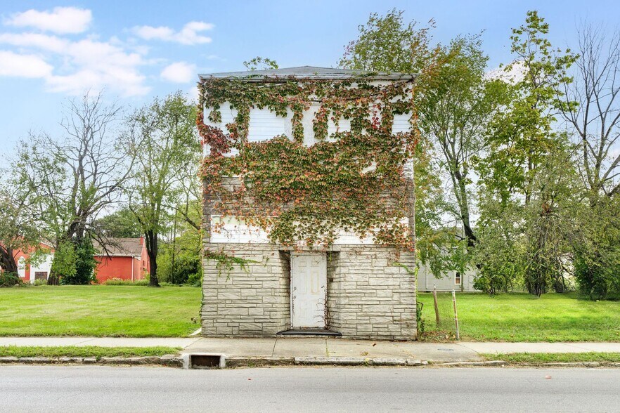 Primary Photo Of 1039 Dixie Hwy, Louisville Flex For Sale