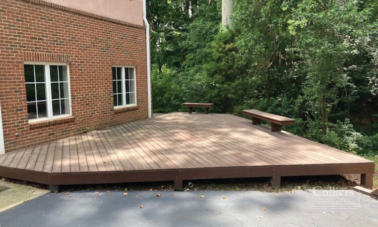 More Photos Of 1431 S Highway101, Greer Medical For Sale