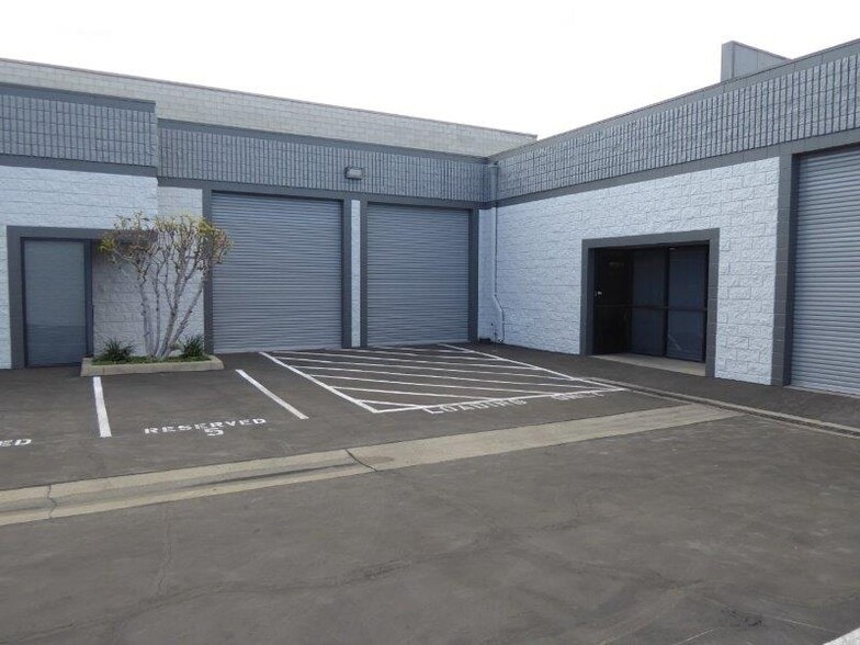 More Photos Of 1415-1441 Gardena Ave, Glendale Warehouse For Lease