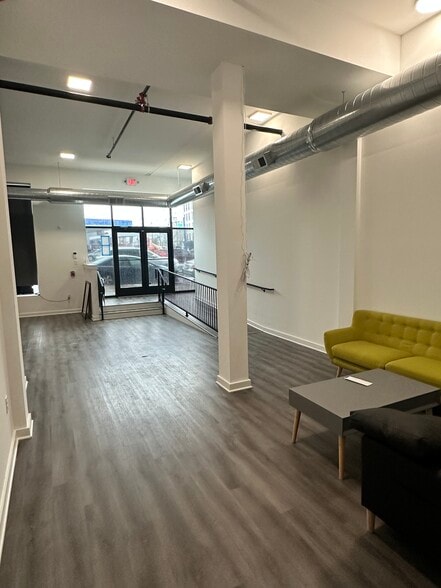 More Photos Of 2033 E Lehigh Ave, Philadelphia Apartments For Lease