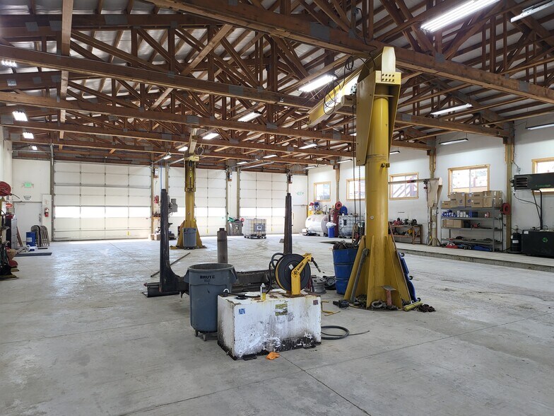 More Photos Of 115 Butte Hill Rd, Woodland Industrial For Lease