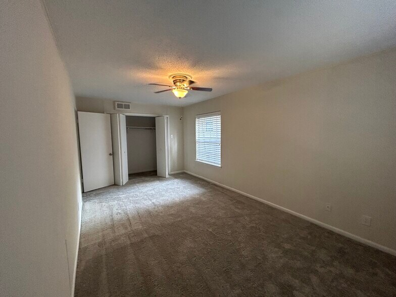 More Photos Of 3811 Holland Ave, Dallas Apartments For Sale