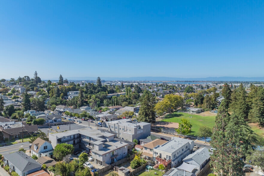 More Photos Of 2601-2605 High St, Oakland Apartments For Sale