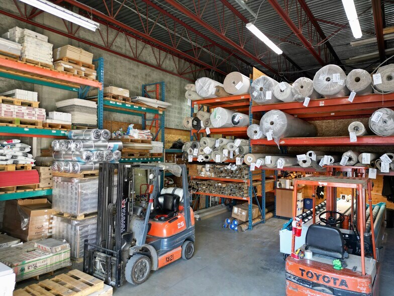 More Photos Of 320A Stewardson Way, New Westminster Showroom For Sale