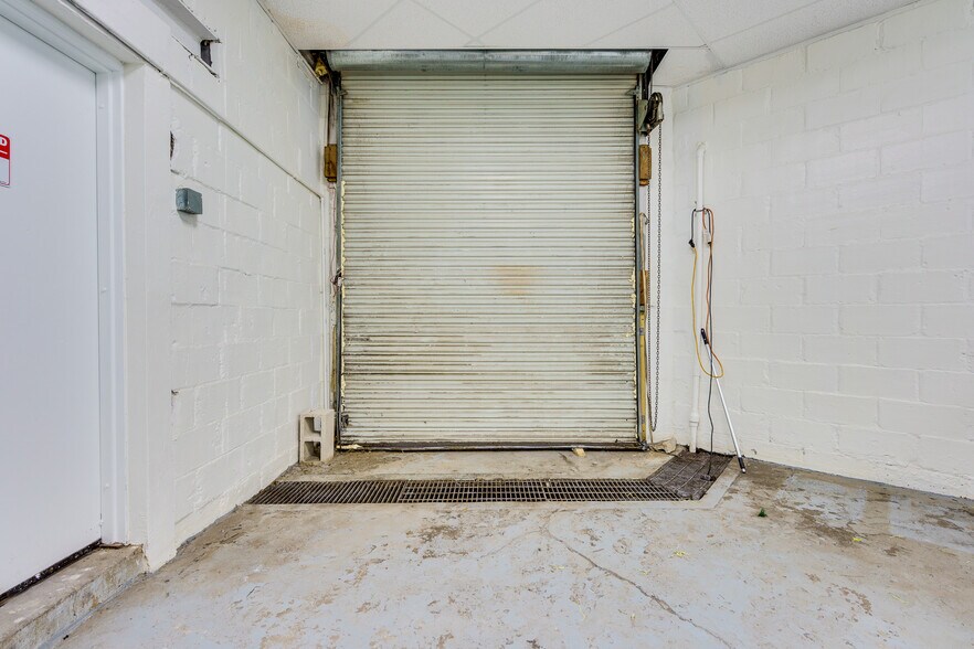 More Photos Of 118 Fairview Ave, Daytona Beach Freestanding For Sale