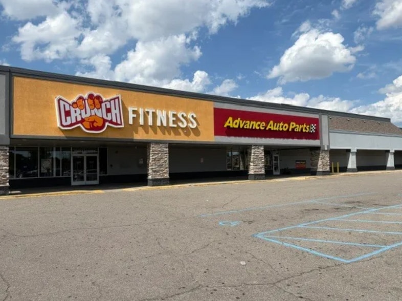 More Photos Of 21300-21700 Ecorse Rd, Taylor Unknown For Lease