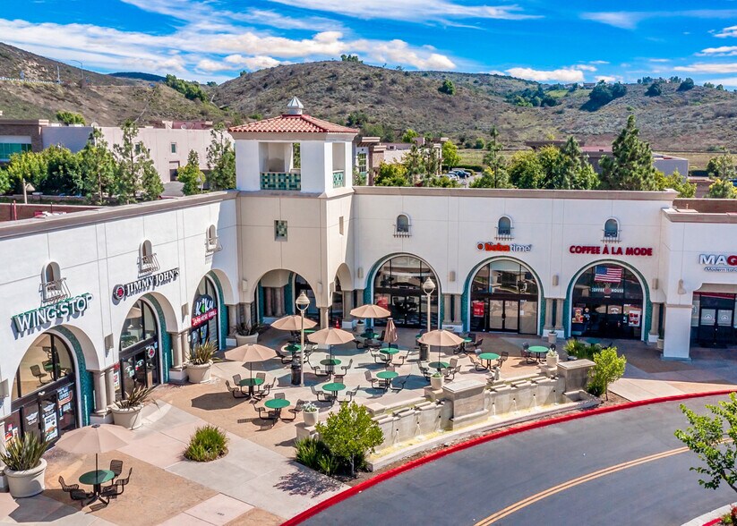 More Photos Of 800-888 New Los Angeles Ave, Moorpark Unknown For Lease