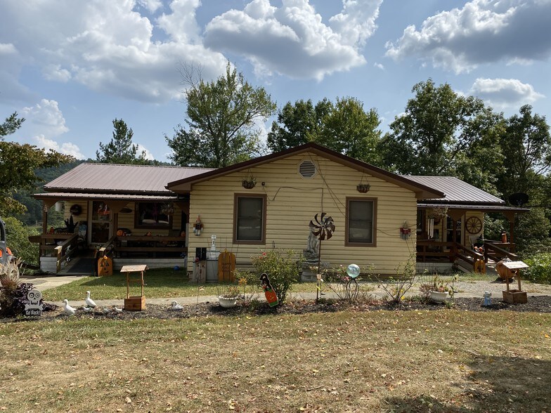 More Photos Of 160 Blue Gill Rd, Peebles Trailer Camper Park For Sale