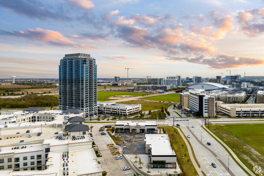 More Photos Of 6560 John Hickman Pky, Frisco Storefront For Lease