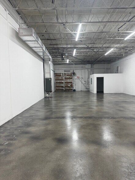 More Photos Of 3916 N 29th Ave, Hollywood Manufacturing For Lease