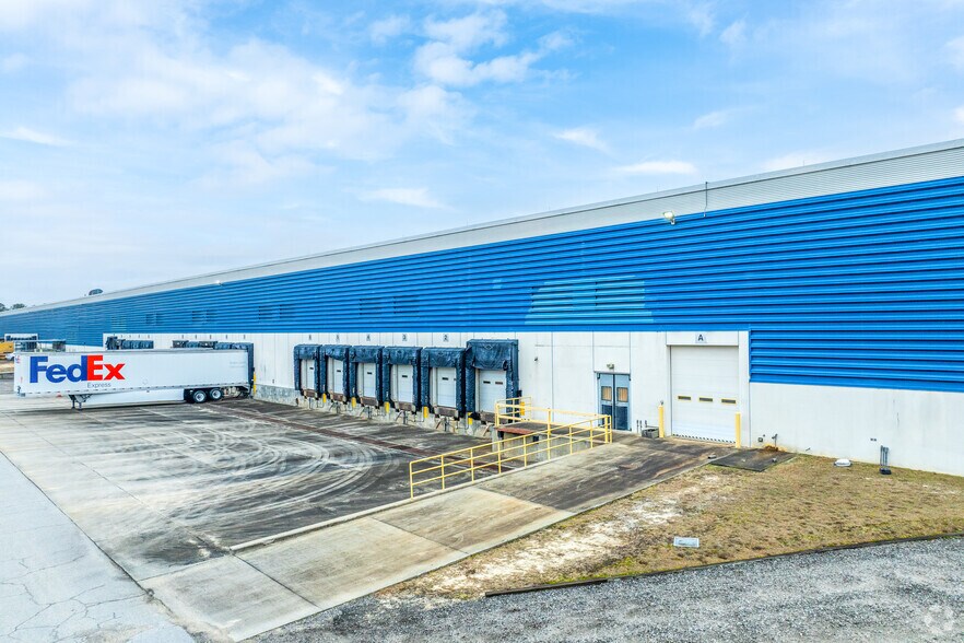 More Photos Of 2000 Carolina Pines Dr, Blythewood Manufacturing For Lease