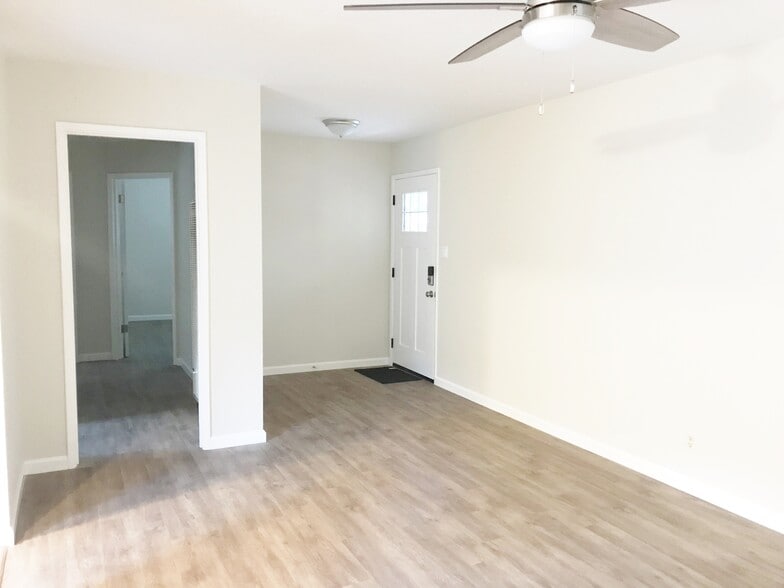 More Photos Of 227 Madrone St, Redwood City Apartments For Sale