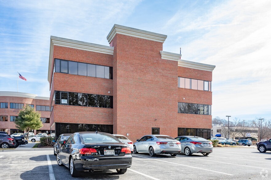 More Photos Of 128 Lubrano Dr, Annapolis Medical For Lease