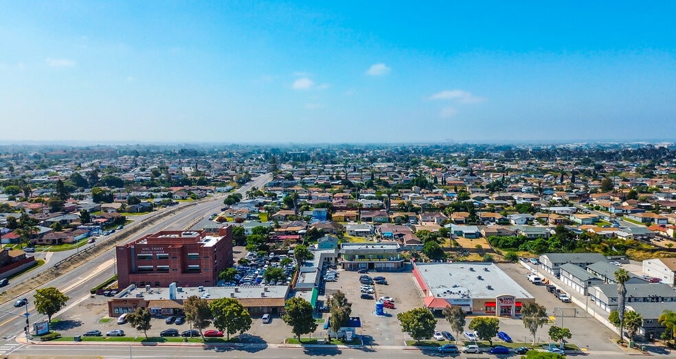 More Photos Of 5069-5075 Logan Ave, San Diego Unknown For Lease