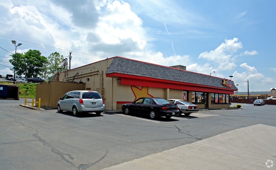 More Photos Of 369 Lindsay St, Alcoa Fast Food For Lease