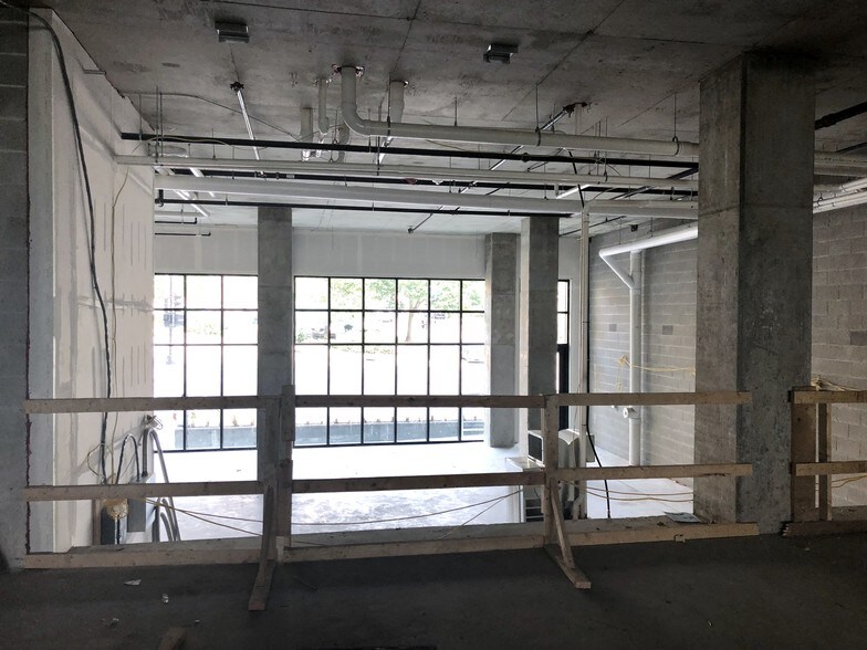 More Photos Of 151 E Wilson St, Madison Apartments For Lease