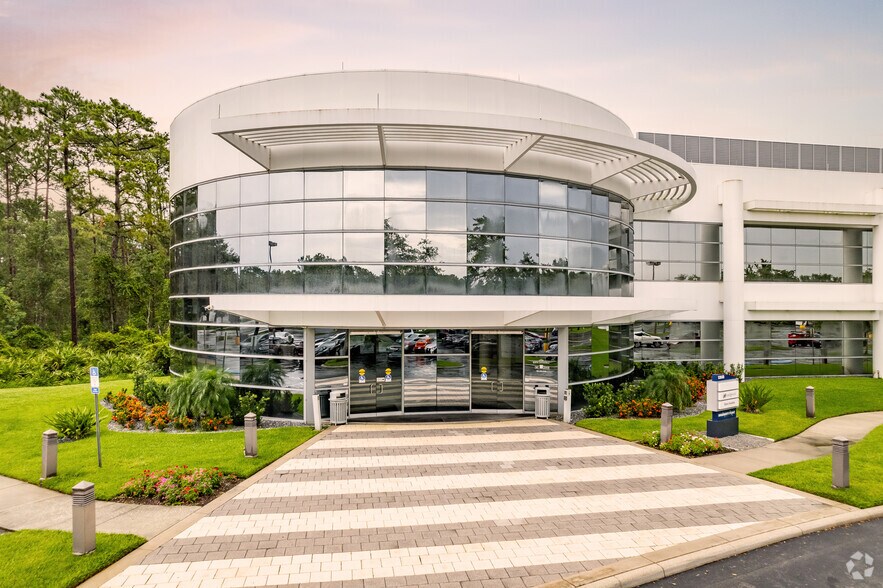 More Photos Of 12650 Ingenuity Dr, Orlando Office For Lease