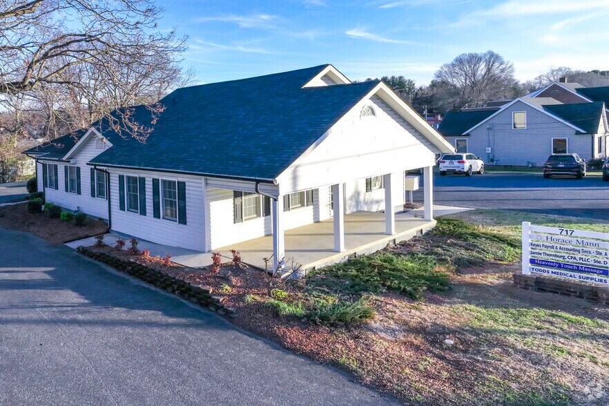 Primary Photo Of 717 S Cox St, Asheboro Coworking Space