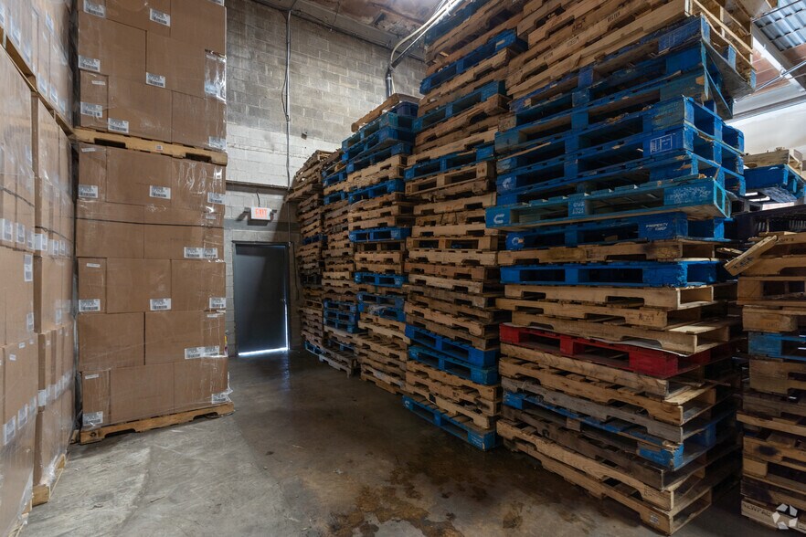 More Photos Of 2500 Grant Ave, Philadelphia Freestanding For Lease