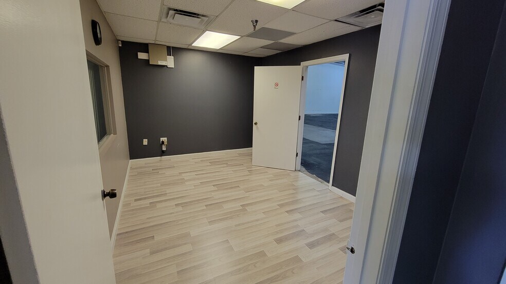 More Photos Of 10207-10235 General Dr, Orlando Warehouse For Lease