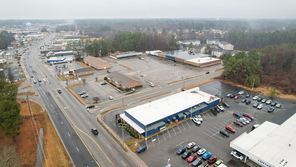 More Photos Of 2825 S Crater Rd, Petersburg Storefront Retail Office For Sale