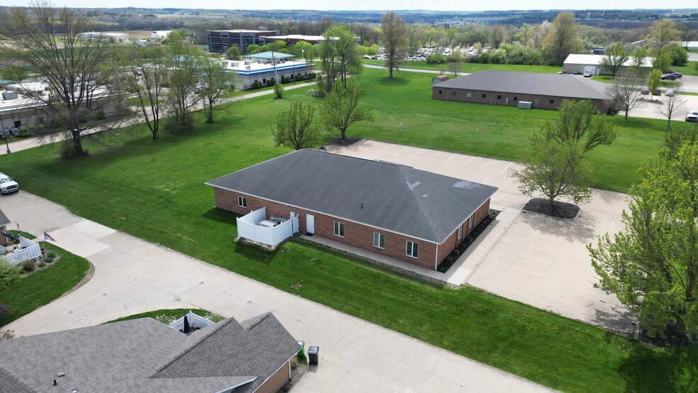 More Photos Of 1985 Eagle Pass, Wooster Office Residential For Sale