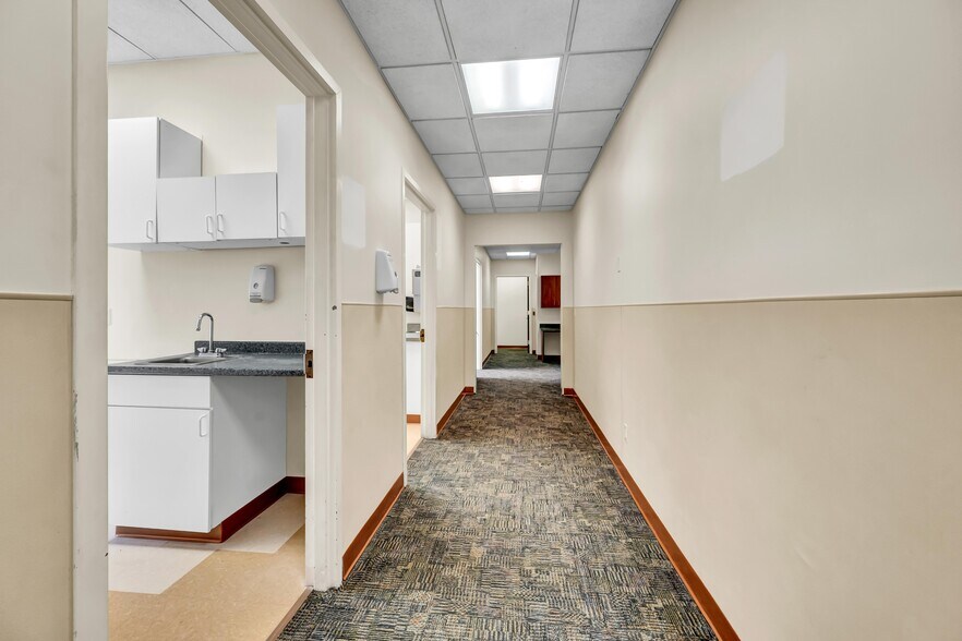 More Photos Of 48 Route 6, Yorktown Heights Medical For Sale