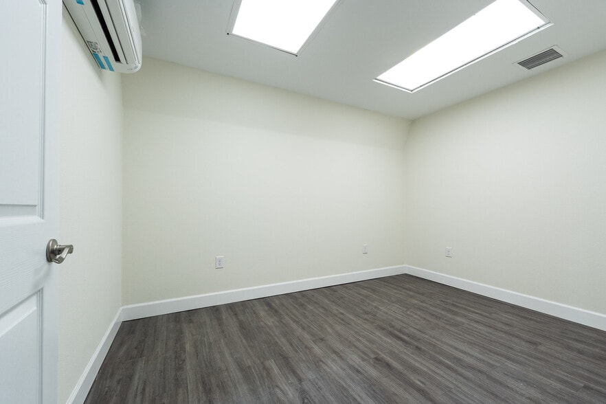 More Photos Of 3885 E SR 46, Sanford Industrial For Lease