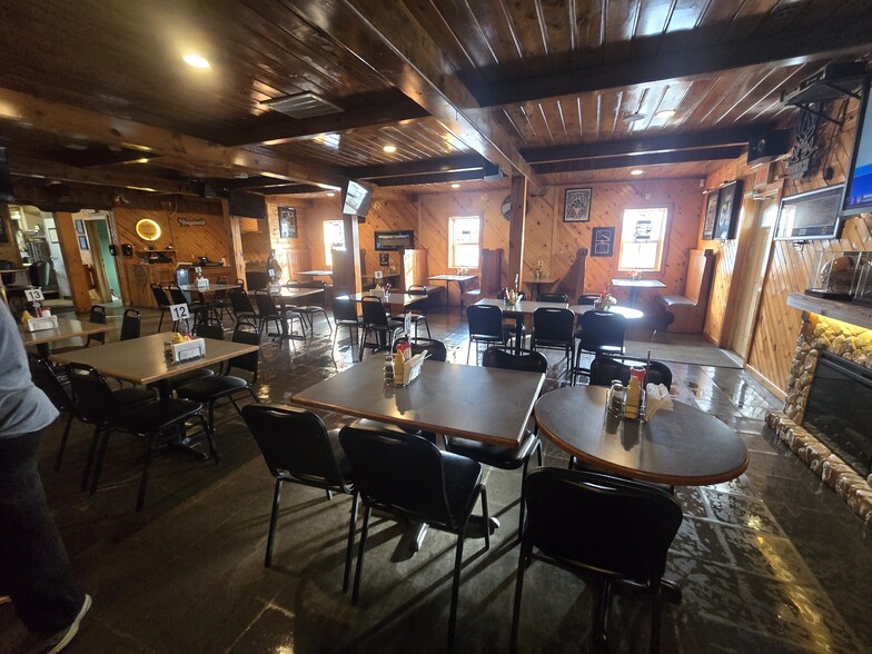 More Photos Of 8101 Schofield Ave, Weston Bar For Sale