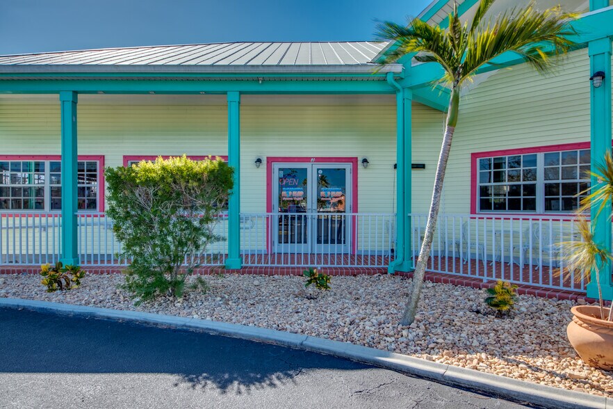 More Photos Of 10191 Stringfellow Rd, Saint James City Office For Sale