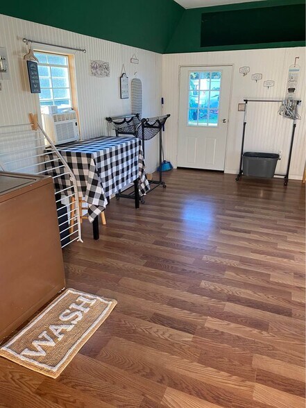 More Photos Of 12606 Holt Peterson Rd, Cottondale Trailer Camper Park For Sale