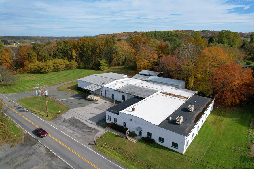 More Photos Of 180 Ushers Rd, Round Lake Warehouse For Sale