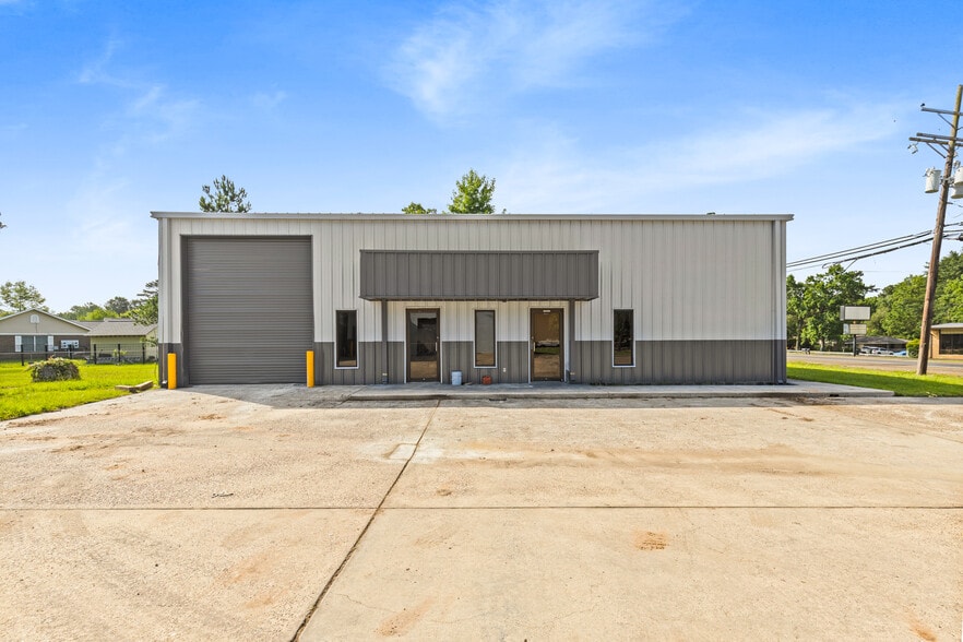 Primary Photo Of 7031 TX-75, Huntsville Manufacturing For Lease