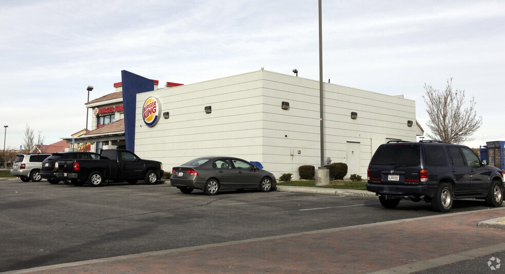Primary Photo Of 2580 High Point Pky, Barstow Fast Food For Lease
