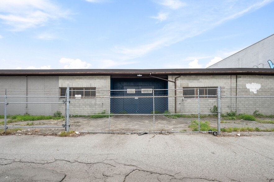 Primary Photo Of 8242 Ontario St, Vancouver Warehouse For Sale