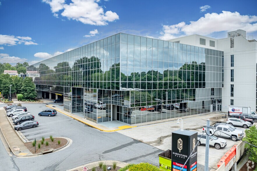 Primary Photo Of 3200 Northline Ave, Greensboro Office For Lease