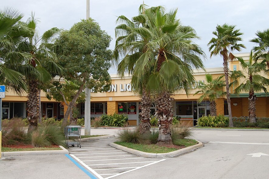More Photos Of 6514-6590 S Kanner Hwy, Stuart General Retail For Lease
