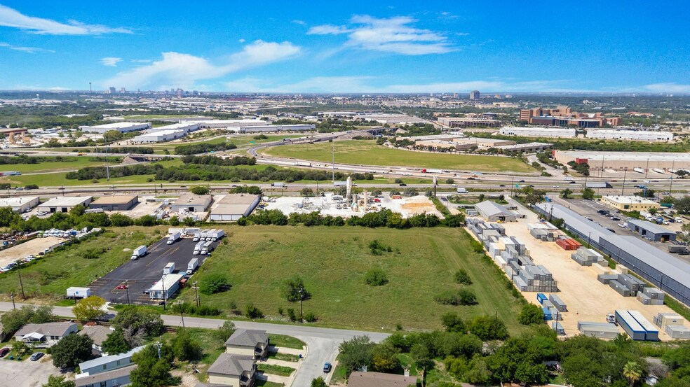 More Photos Of 7010 NE Loop 410, San Antonio Land For Lease