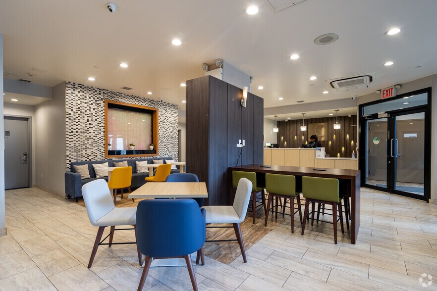 More Photos Of 548 W 48th St, New York Hotel For Sale