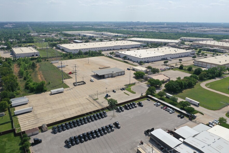 More Photos Of 3375 High Prairie Rd, Grand Prairie Service For Lease