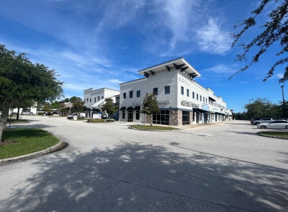 More Photos Of 1200 Oakley Seaver Dr, Clermont Unknown For Lease