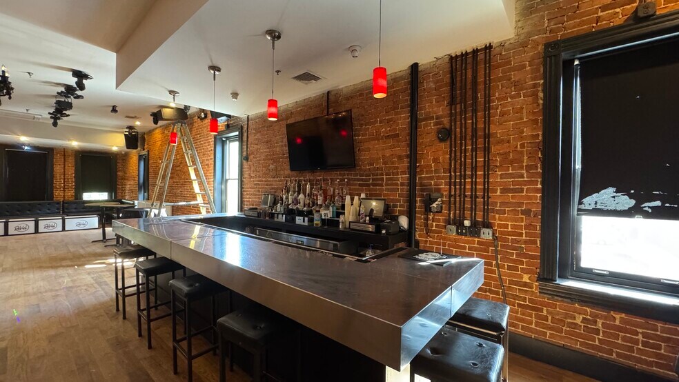 More Photos Of 215-217 Broadway, Bethlehem Restaurant For Lease