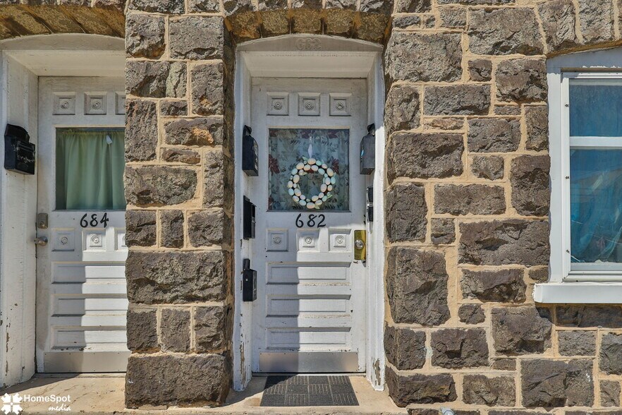 More Photos Of 682 Hayes St, Bethlehem Apartments For Sale