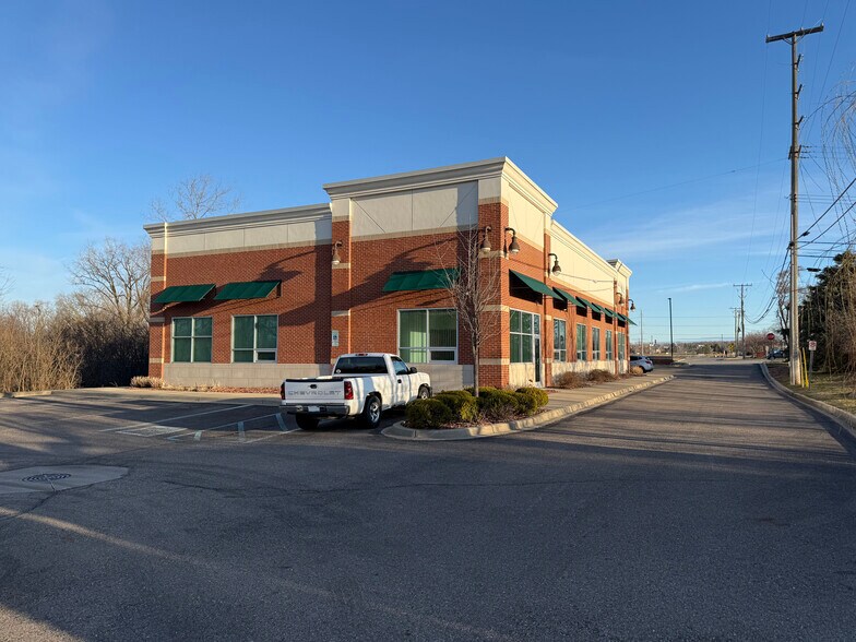 More Photos Of 43485 Crescent Blvd, Novi General Retail For Sale