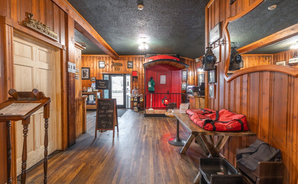 More Photos Of 121 S Smith St, Cuba Restaurant For Sale