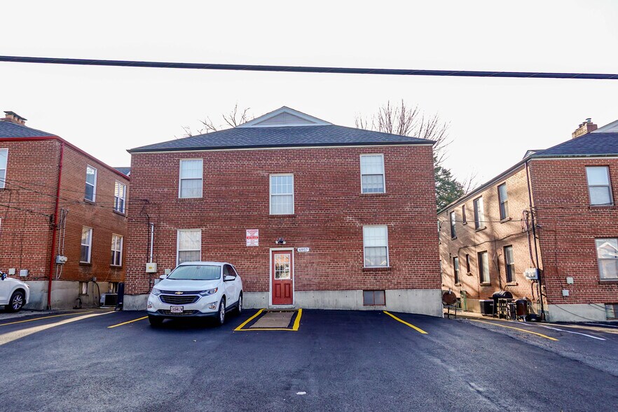 More Photos Of 6957 Chippewa St, Saint Louis Multifamily For Sale