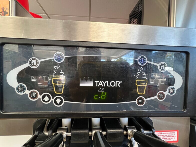 More Photos Of 440 W Main St, Lamoni Fast Food For Sale